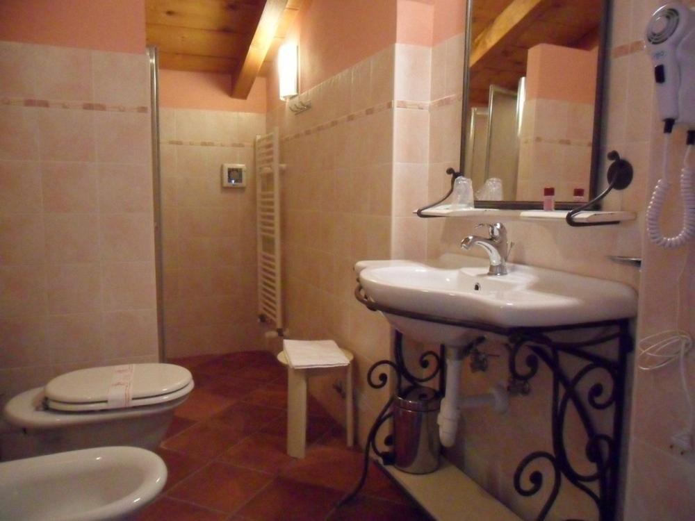 Agriturismo Al Navile Malalbergo Bilik gambar
